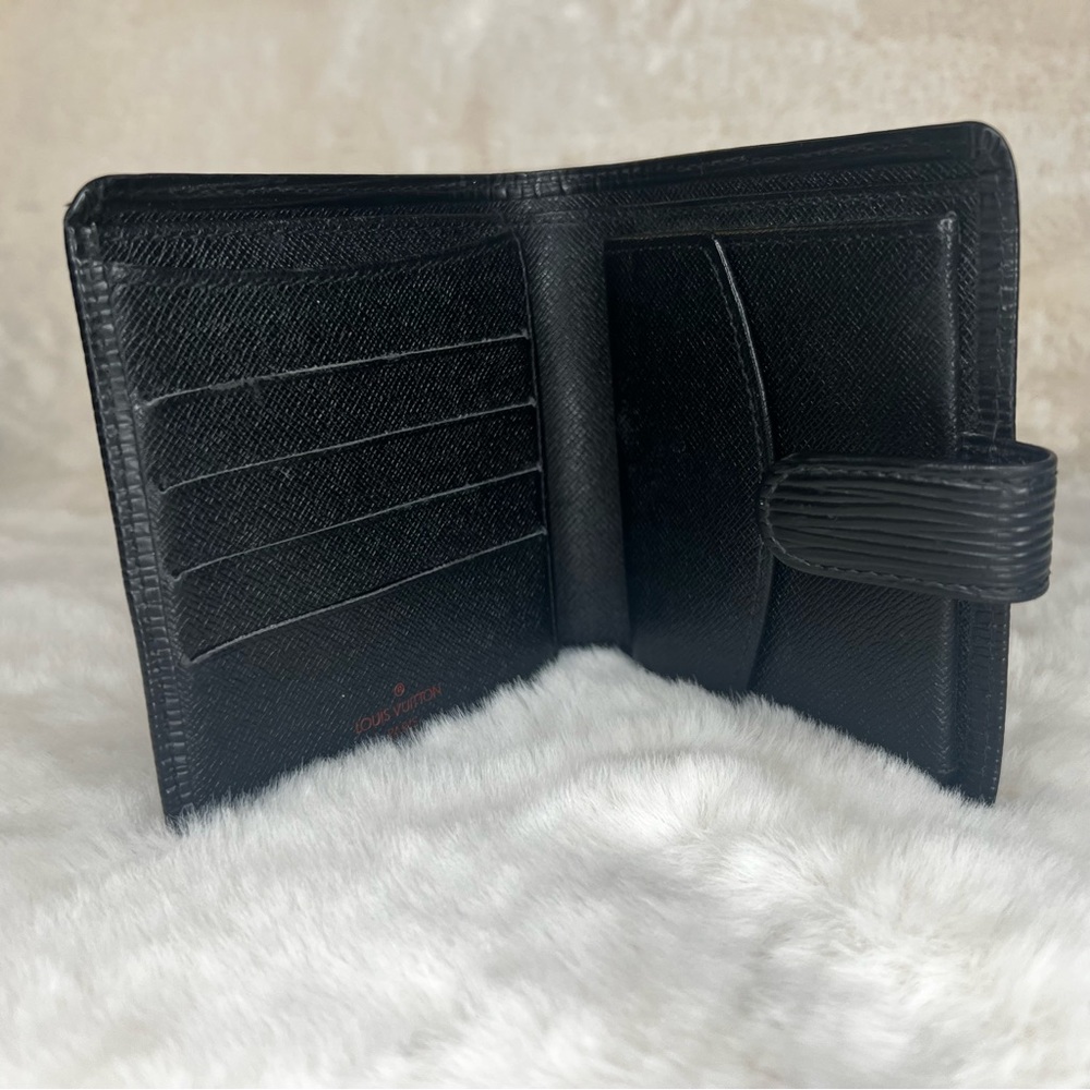 Black Louis Vuitton Men’s Wallet - Picture 3 of 5